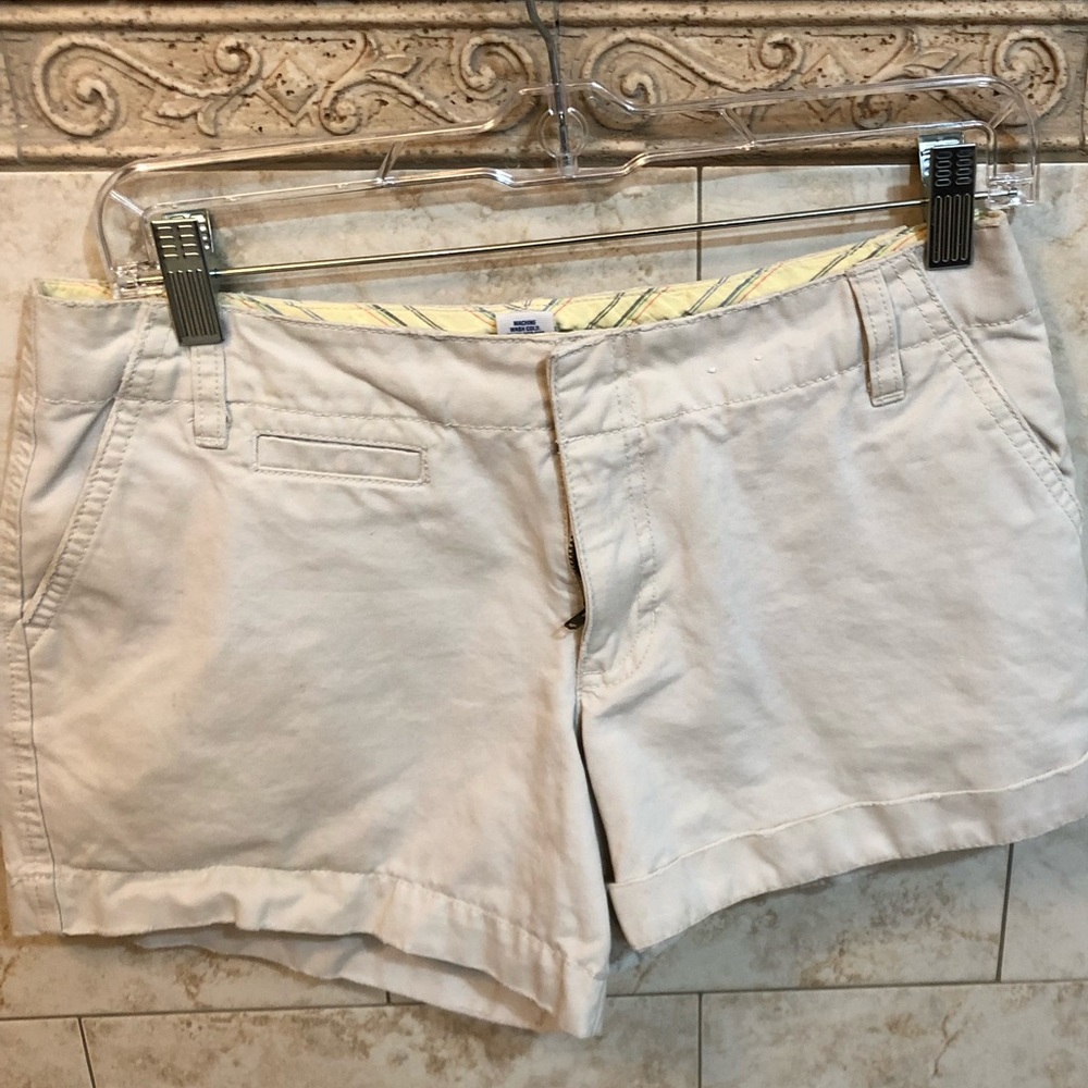 Women’s Khaki Shorts